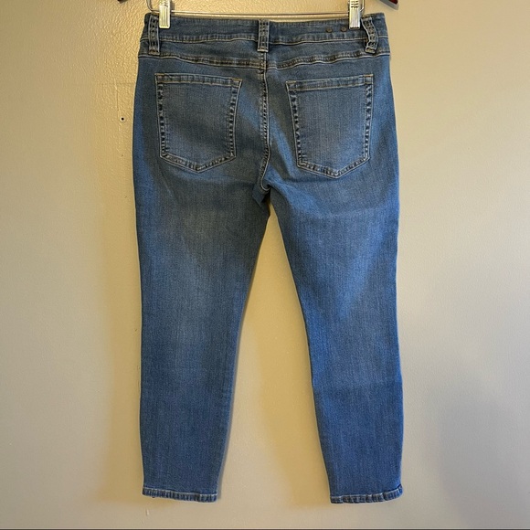 CAbi Womens Light Blue Denim Cropped Zipper Ankle Size 8 Waist 30 - Picture 5 of 12